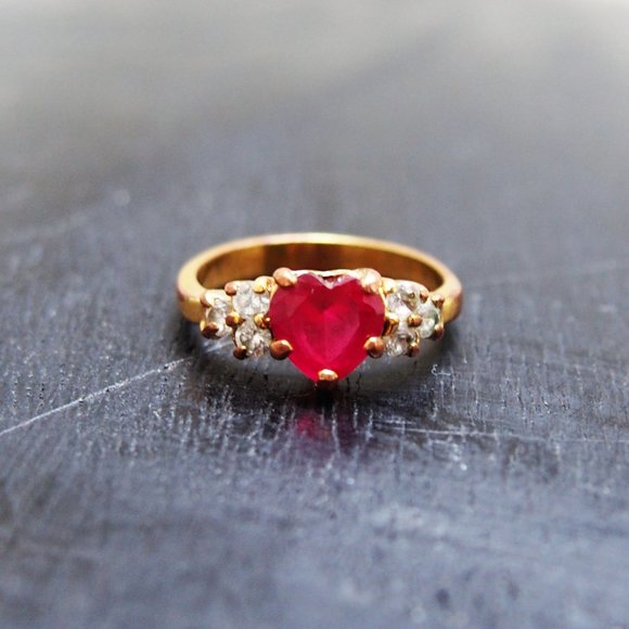 Vintage Jewelry - Ruby Red Heart Clear Cubic Zirconia Vintage Ring